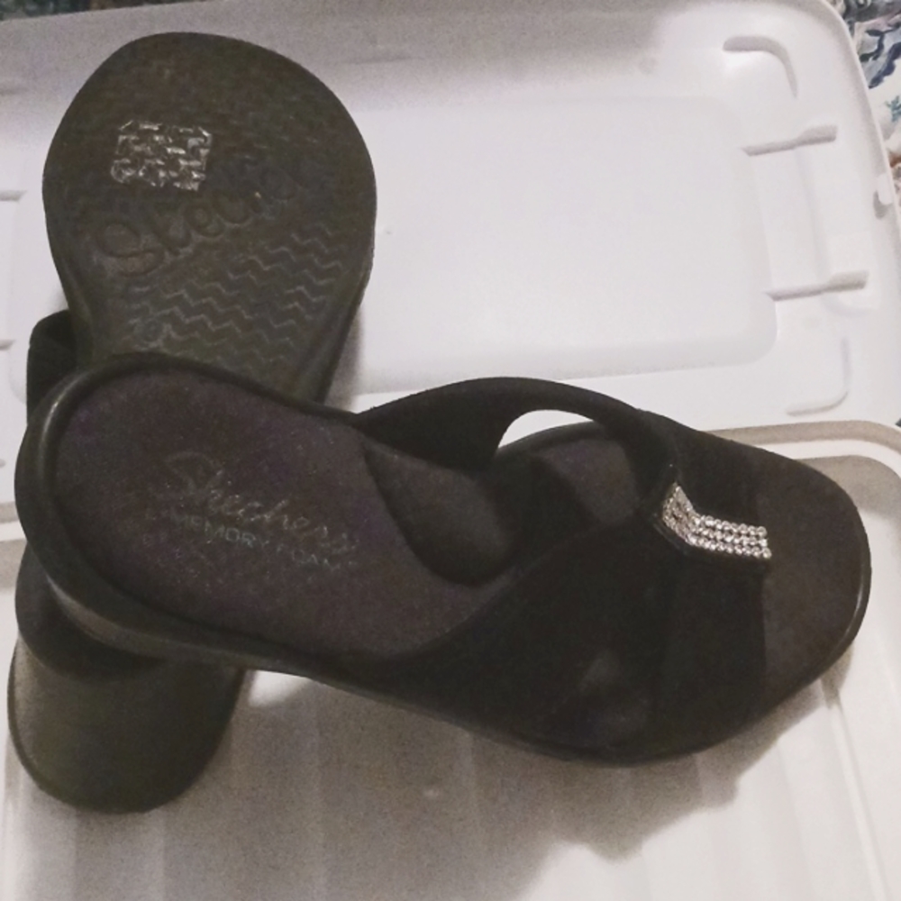 Skechers memory foam sandals